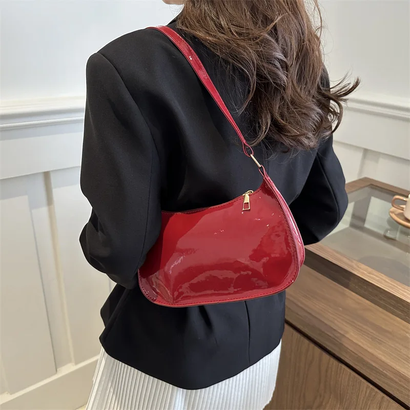 

Fashion Solid Color Underarm Shoulder Bag For Women Soft PU Leather Trend Female Armpit Small Bag Purse Zipper Flap Handbags