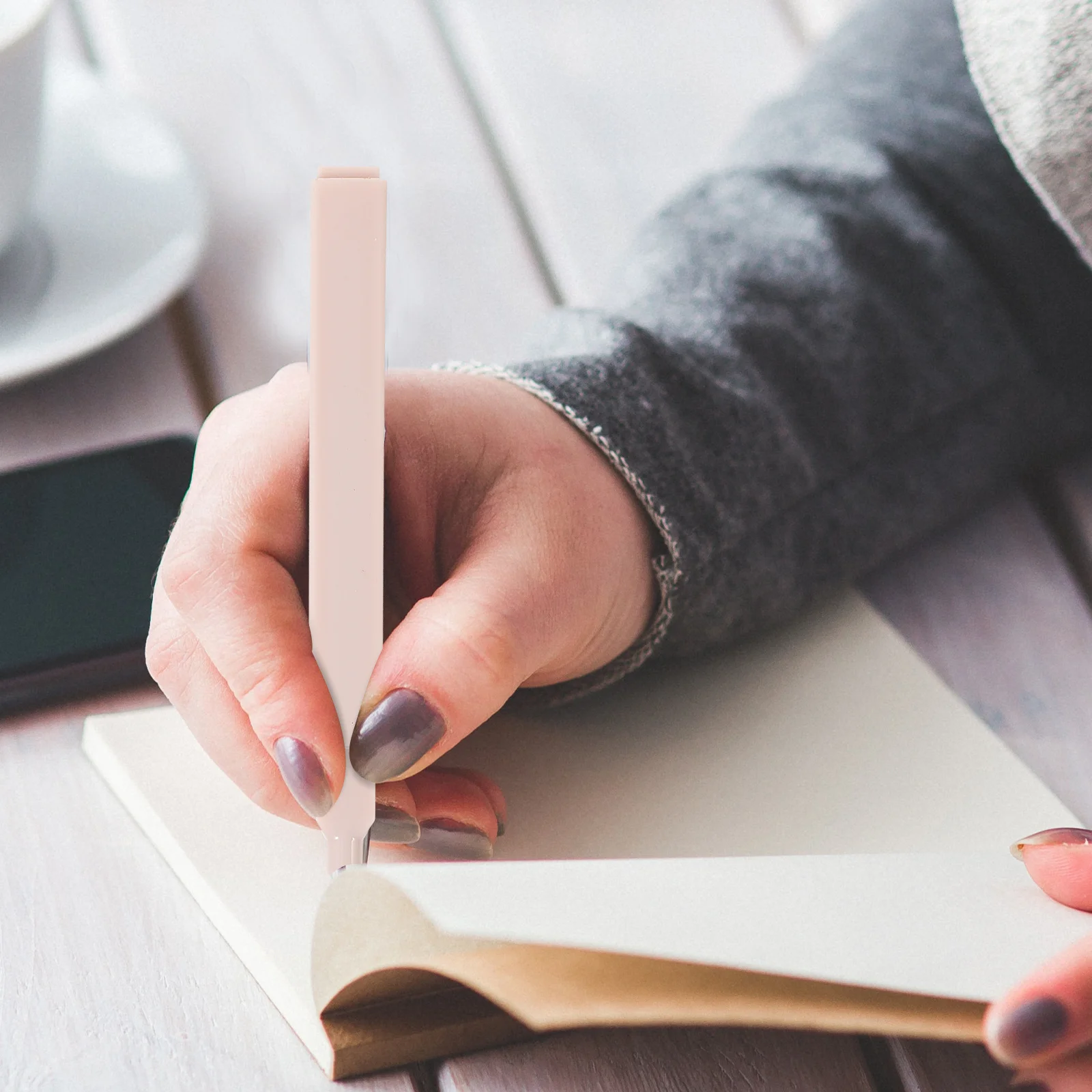 

12 шт. ручки-маркеры с двойным наконечником для раскрашивания линий, гладкие чернила, идеально подходят для скрапбукинга, маркировки для отслеживания бюджета