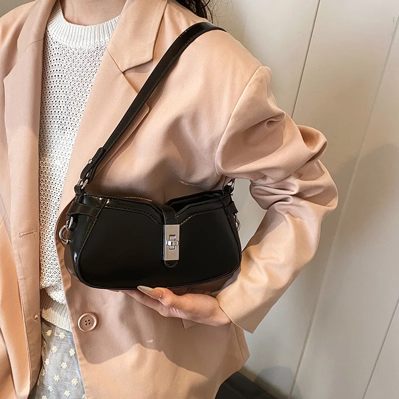 2024 New Designer Small Silver Crossbody Bags for Women Fashion Pu Leather Shoulder Bag Lady Underarm Armpit Bags Handbags