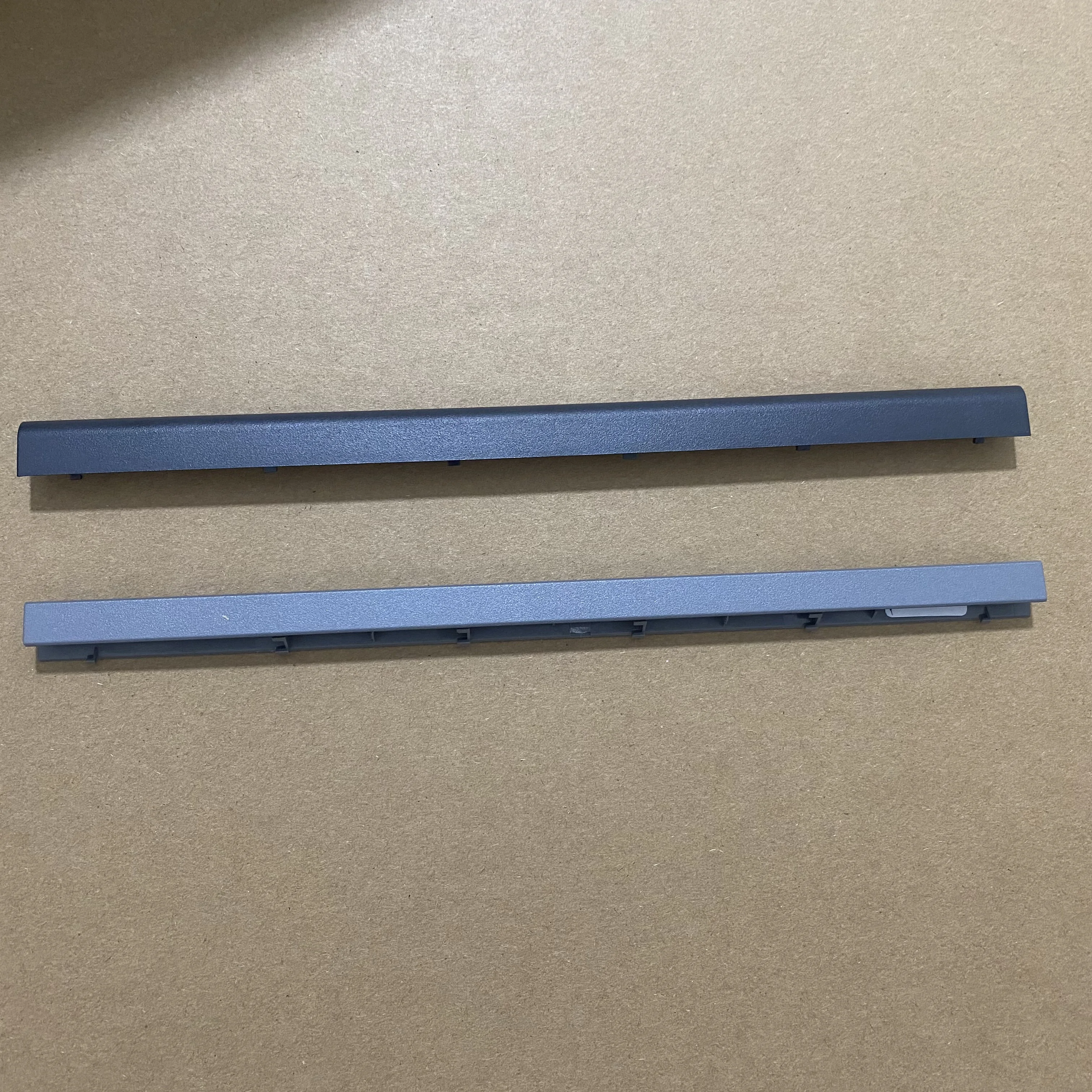 Nuevo y Original para Lenovo ideapad S145-14IWL 14IGM 14AST 14IIL cubierta de tira LCD tapa de bisagra cubierta de bisagra 5CB0S16949 5CB0S16948