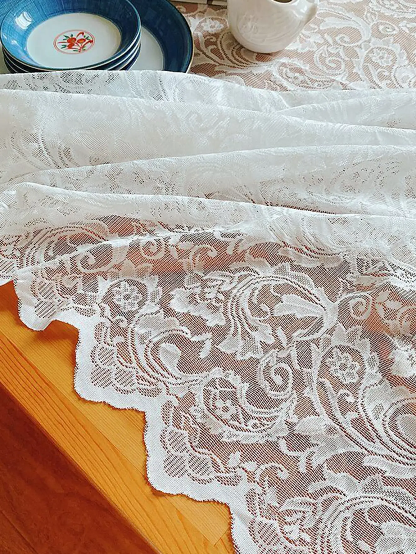 White Lace Tablecloth for Rectangular Tables, Vintage Style Wedding Table Cloths for Reception, Baby Shower, Birthday Party