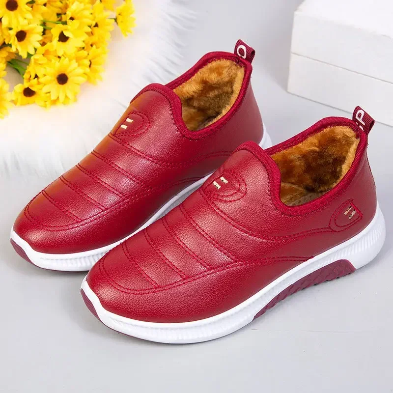 Snow Boots Women Shoes Warm Plush Fur Ankle Boots Winter Female Slip On Flat Casual Shoes Waterproof Women Sneakers