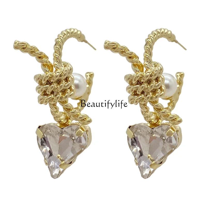 

Super Flash Loving Heart Zircon Pearl Earrings, Exquisite, Retro, Affordable Luxury, High Sense, French Minority