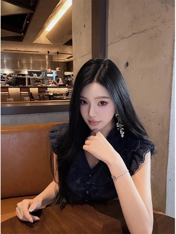 

Ele V-Ne Шифоновая блузка с кружевной отделкой, женская летняя тонкая прозрачная сексуальная красивая дизайнерская верхняя часть с модными пуговицами...