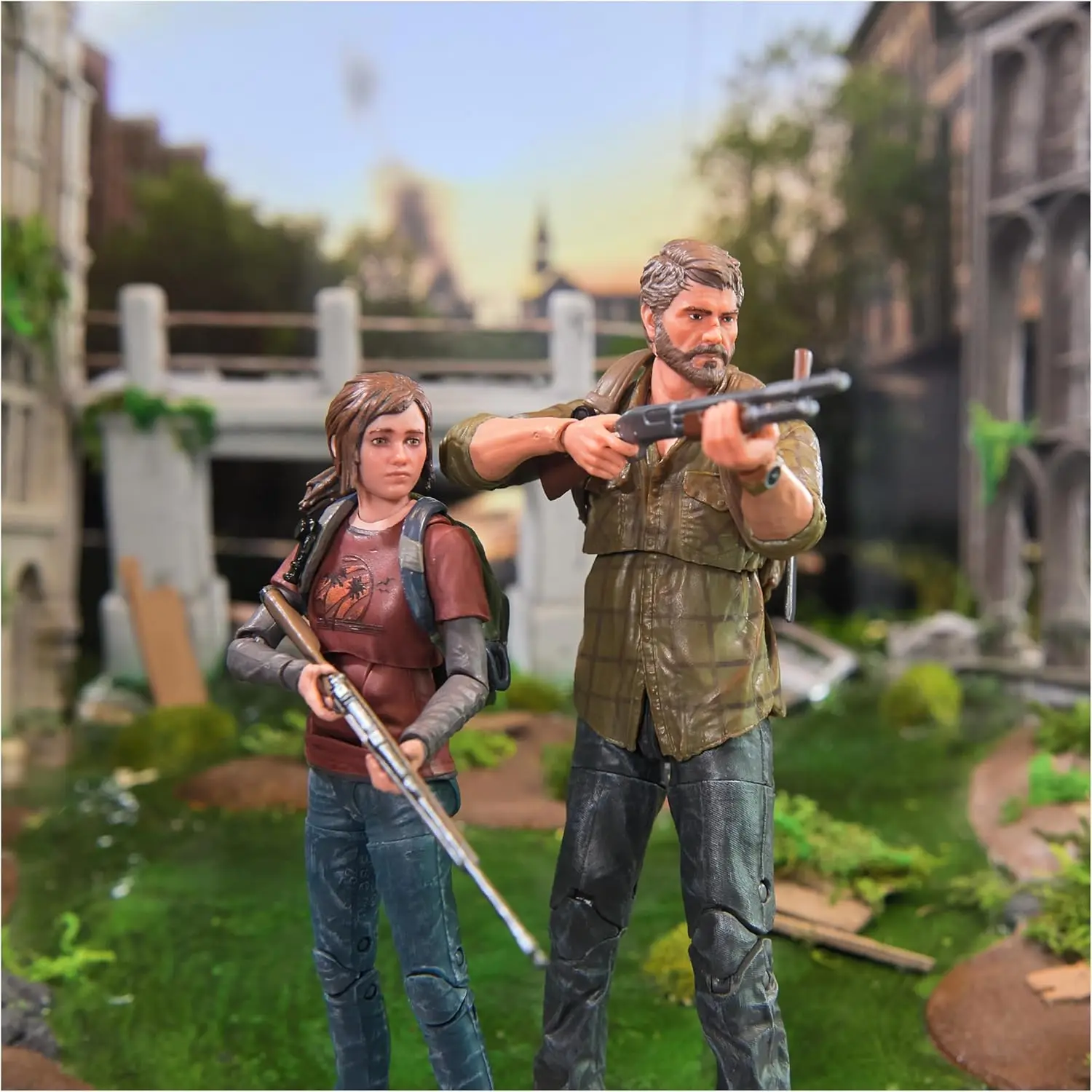 PlayStation Spin Master Toys, The Last of Us Joel y Ellie, figura de acción, 2 paquetes, Kit de garaje de coleccionista PS5