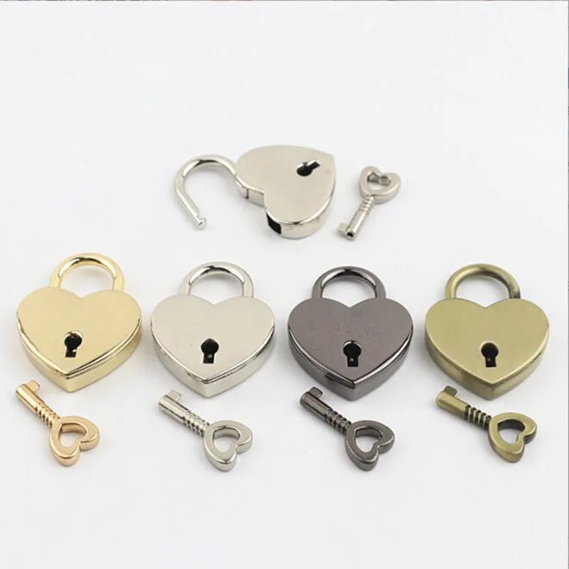 10pcs/lot 4 colors handbags luggage hardware lock/ heart shape lock/padlock