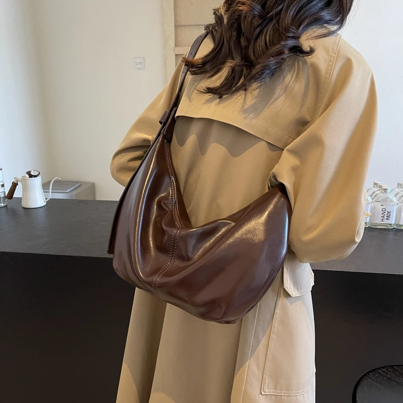 LEFTSIDE Big PU Leather Shoulder Bags For Women 2024 Y2K Korean Fashion Trend Female Hobo Bag Lady Handbags Crossbody Bags