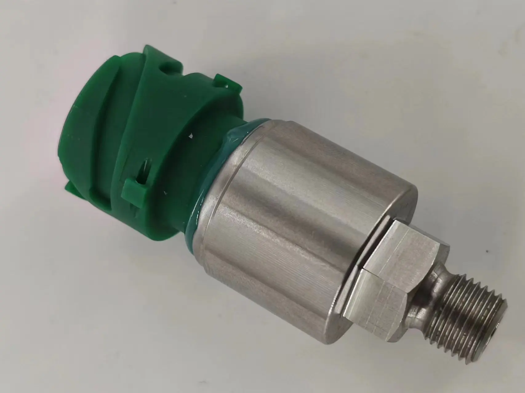 

Oil Pressure Sensor TRUCK Mercedes-Benz A9705420018