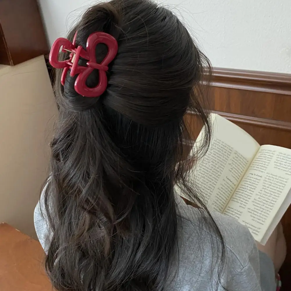 

1/2Pcs Vintage Hair Clips Korean Red Bow Hair Clip Designer Luxury Shark Clip Hairstyle Organizer Women's Headdress Accessories
