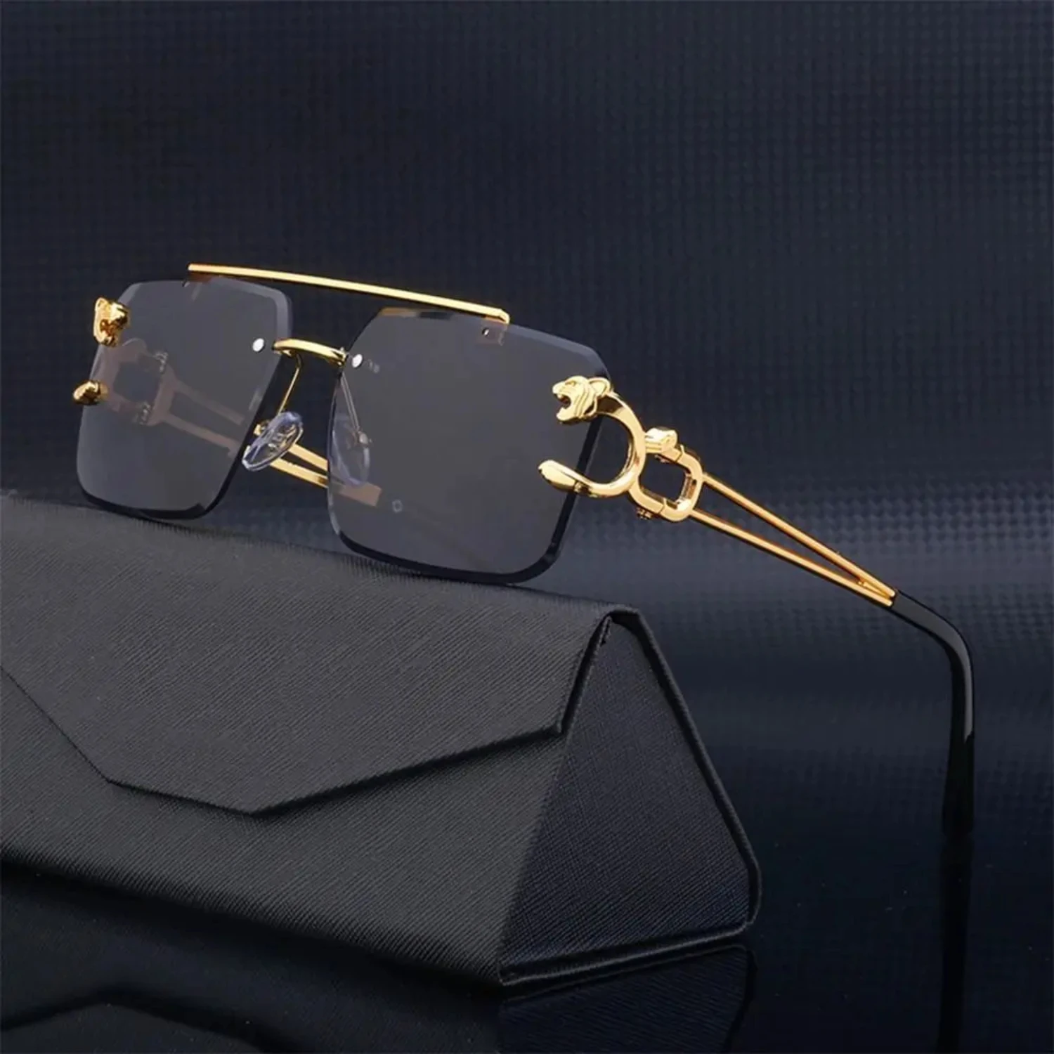 Retro Cheetah Decoration Rimless Sunglasses  Women Men Metal Steampunk Sun Glasses Frameless Fashion Shades UV400 Eyewear