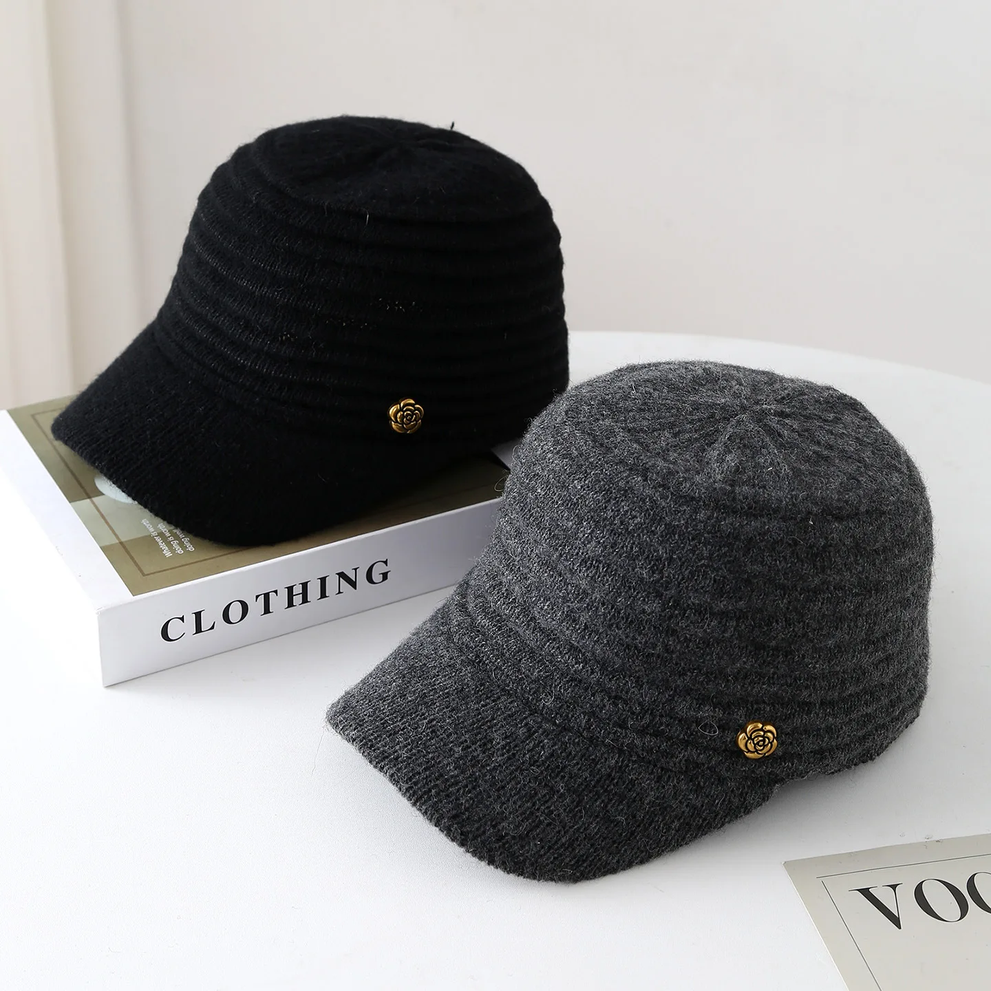 Autumn Winter Baseball Caps Women Vintage Metal Flower Label Knitted Keep Warm Women's Cap Casual New