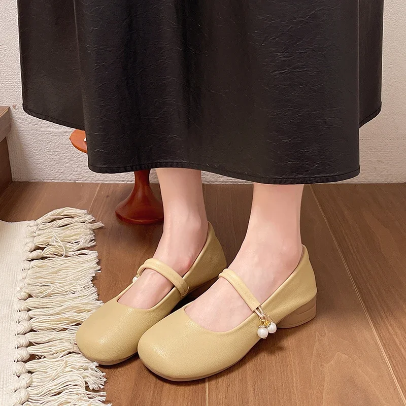 2024 New Women's Soft Leather fashion Women's Ballet Dress Flat Shoes Square Toe New style Retro Red 35-40 image 5