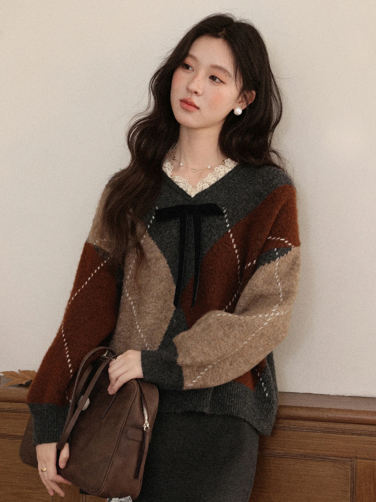 

Свободный женский свитер с кружевным узором Fair Isle, осенне-зимняя новинка, с дизайнерским принтом оленя и ёлки, топ с эффектом пэчворк