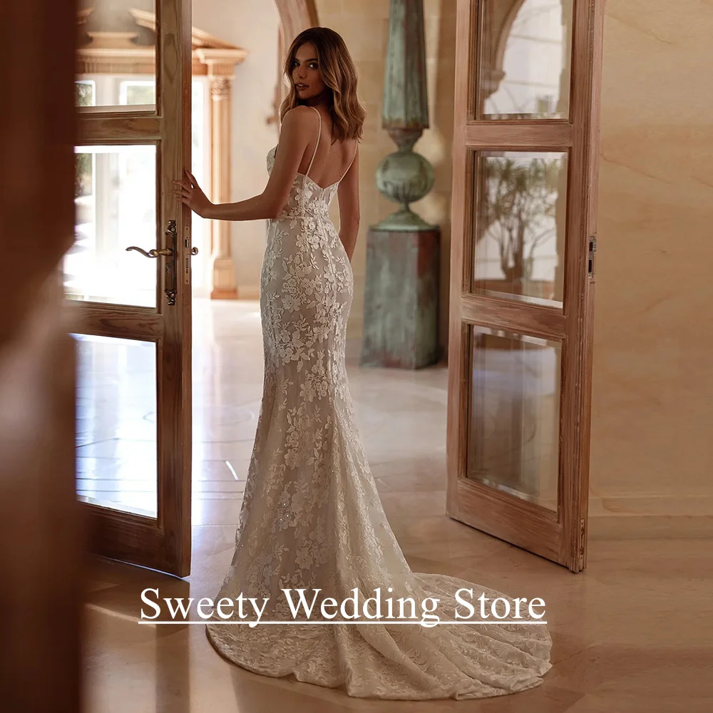 Vestido de novia de sirena, falda de tul desmontable, personalizado, escote en V profundo, tirantes finos, apliques de lentejuelas, vestido de novia de cola de barrido