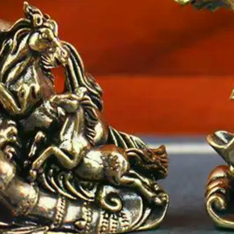 Vintage Brass Galloping Horses Statue Lucky Copper Animal Figurine Wealth Bringing Miniature Ornament For Home Office Desk Decor