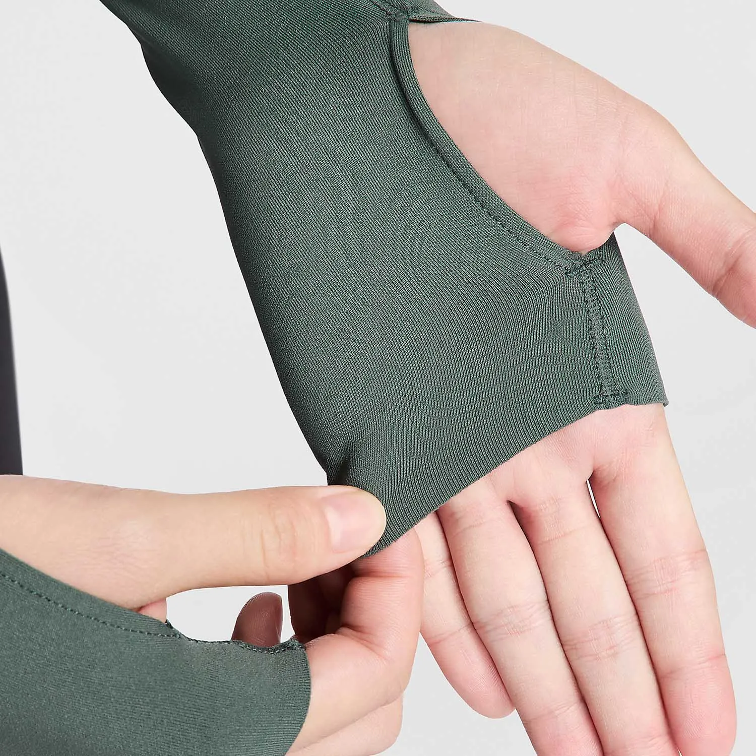 Nike genuine Zenvy Dri-FIT Women's Training Long-Sleeve FN3023-338