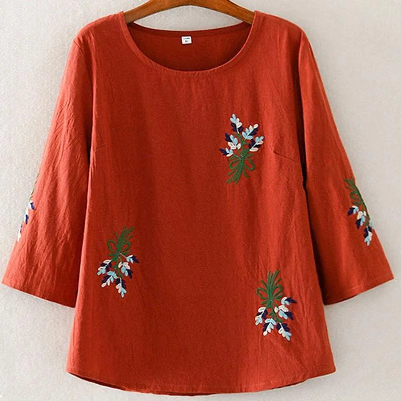 T-shirt ricamata di grandi dimensioni rotonda Ne Pullover da donna Seven Fibra di poliestere Vestibilità ampia Lunghezza Sve Seven Busin Outdo...