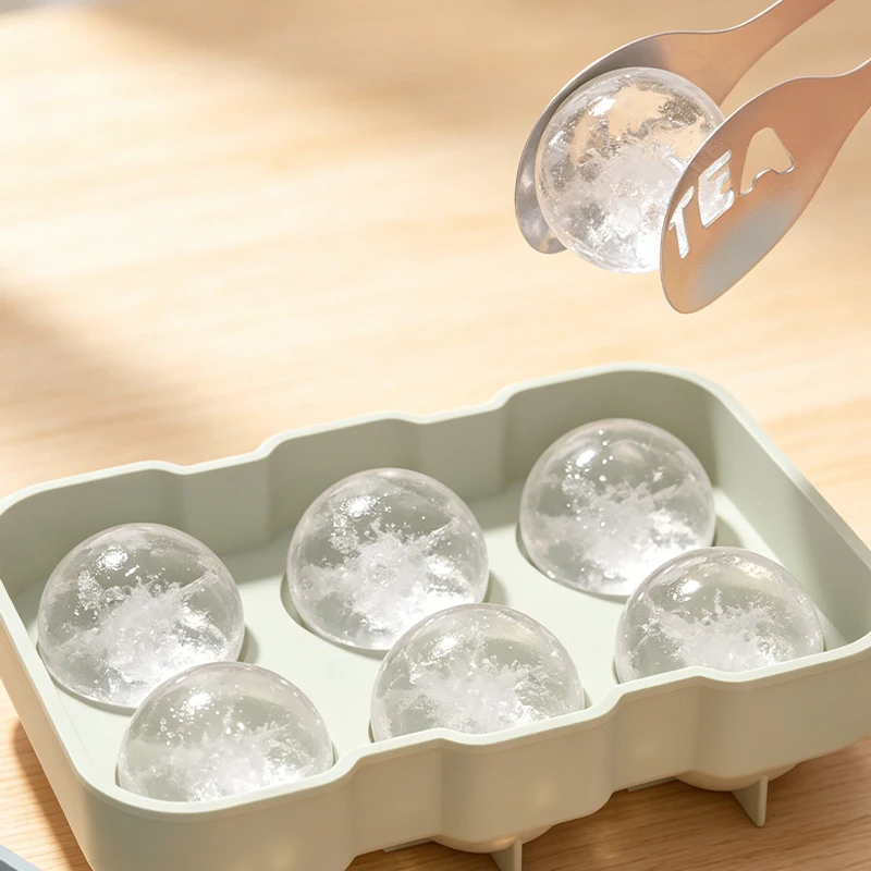1 Large Silicone Ice Cube Trays - Easy-Release, No Leakage, Perfect for Whiskey, Cocktails, Juice, and Parties
