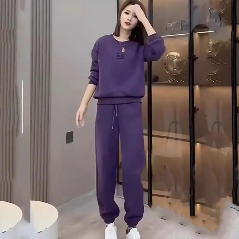 

Purple Sports Suit Women's Autumn and Winter New Fashion Round Neck Long Sleeved Top Casual Pants Two-piece Set