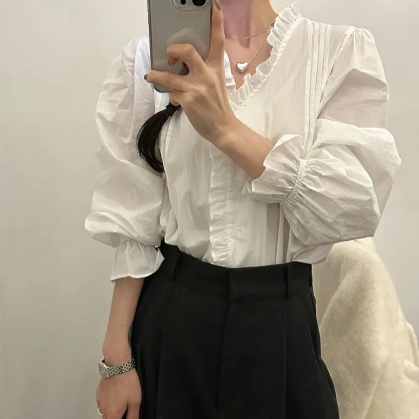 早春プリーツシングルボタン長袖白シャツレース裾綿 100% 女性のファッションプレミアム品質ブラウス