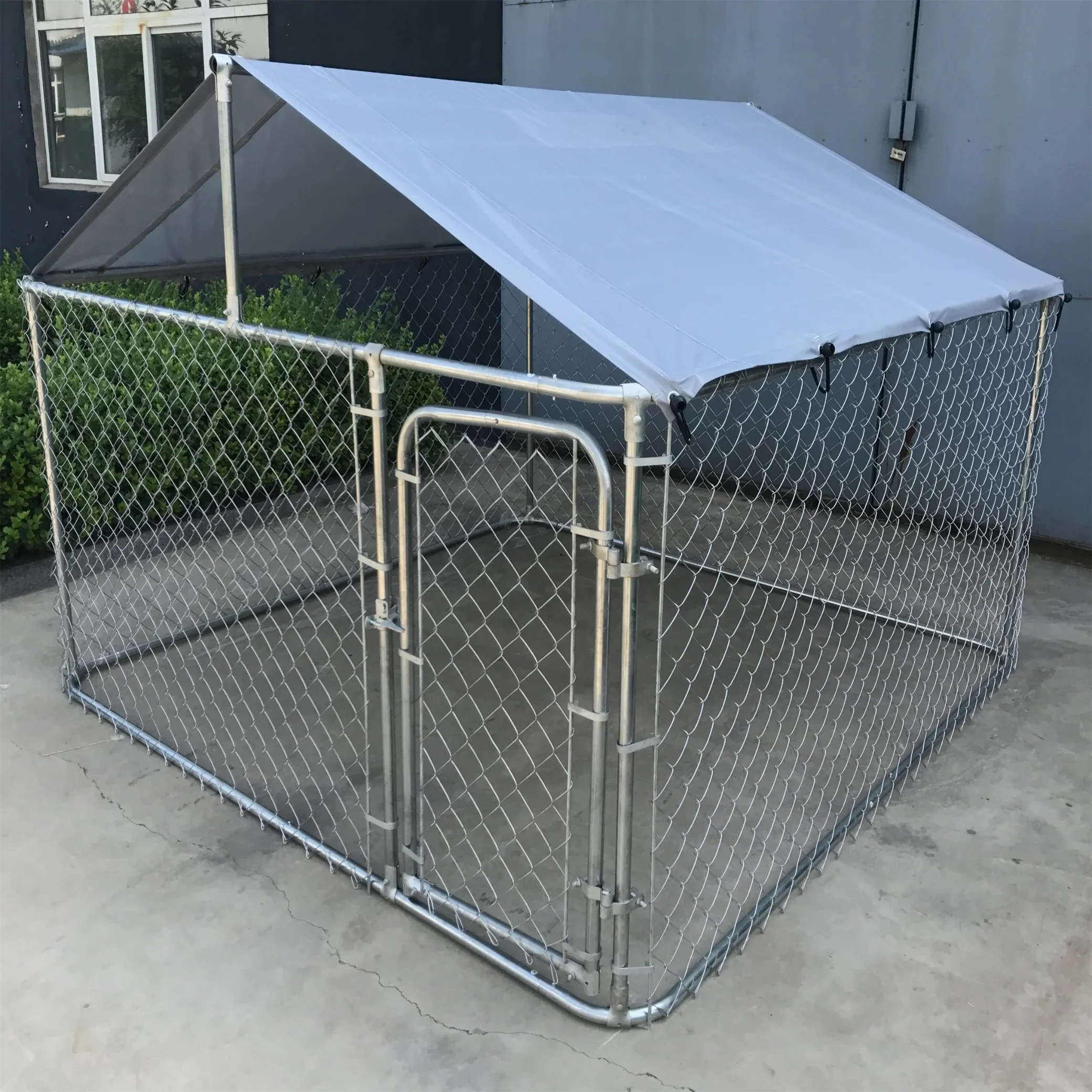 

Wholesale Large Outdoor Heavy Duty Metal Dog Kennel Fences New Sustainable Pet House with Waterproof Cover Iron Material