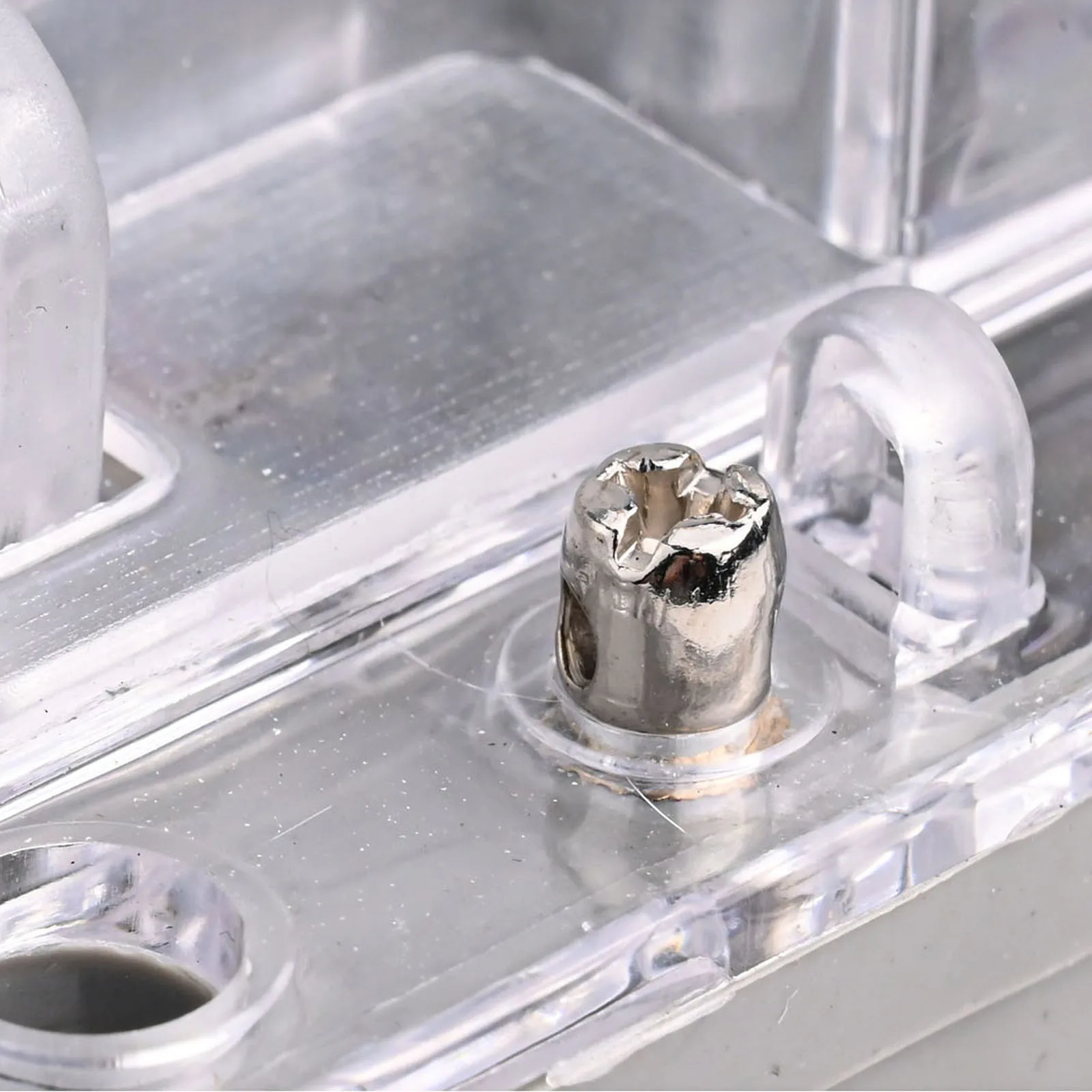 

6 Circuit Transparent Electric Meter Box High Strength PC Material Designed for Safety and Convenience in Various Situations