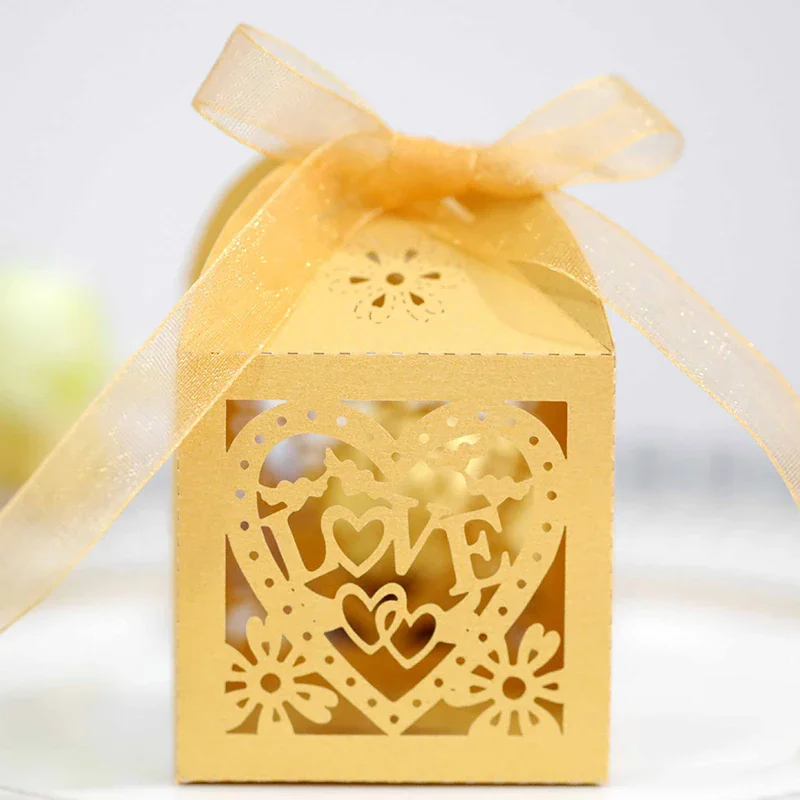 50 Teile/los Lase Cut Braut Bräutigam Hochzeit Süßigkeiten Candy Box Gäste Geschenk Boxen Papier Verpackung Baby Dusche Schokolade Cookie Box