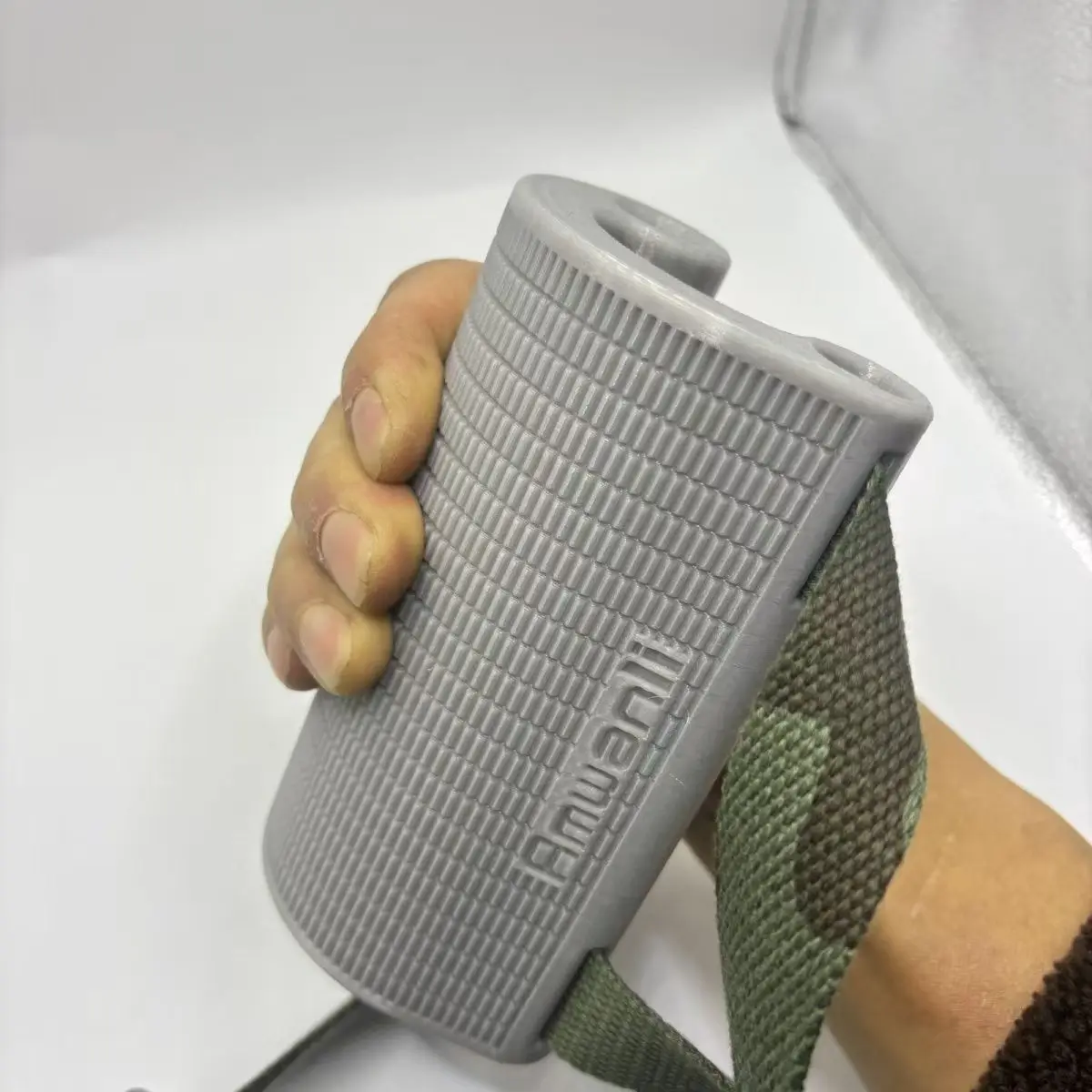 Upgraded 3D Print Arm Wrestling Grip Curved Wrist Strength Training Brace Biomimetic Pronation Gripper for Gym Fitness