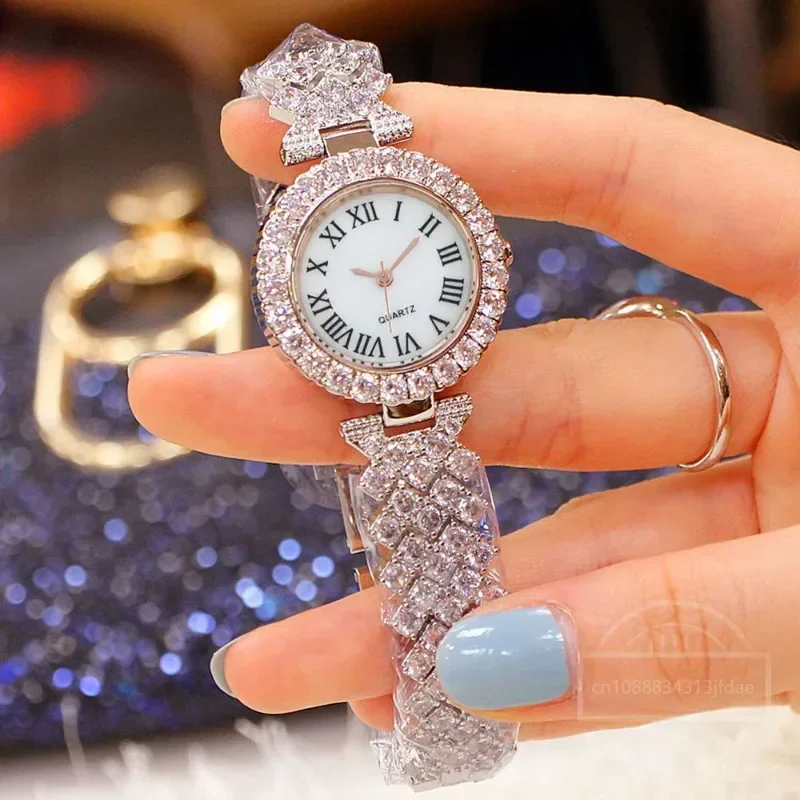 

5Pcs/set Fashionable Roman Pattern Diamond Inlaid Quartz Watch for Women's Trendy Business Versatile Luxury Watch Accessories