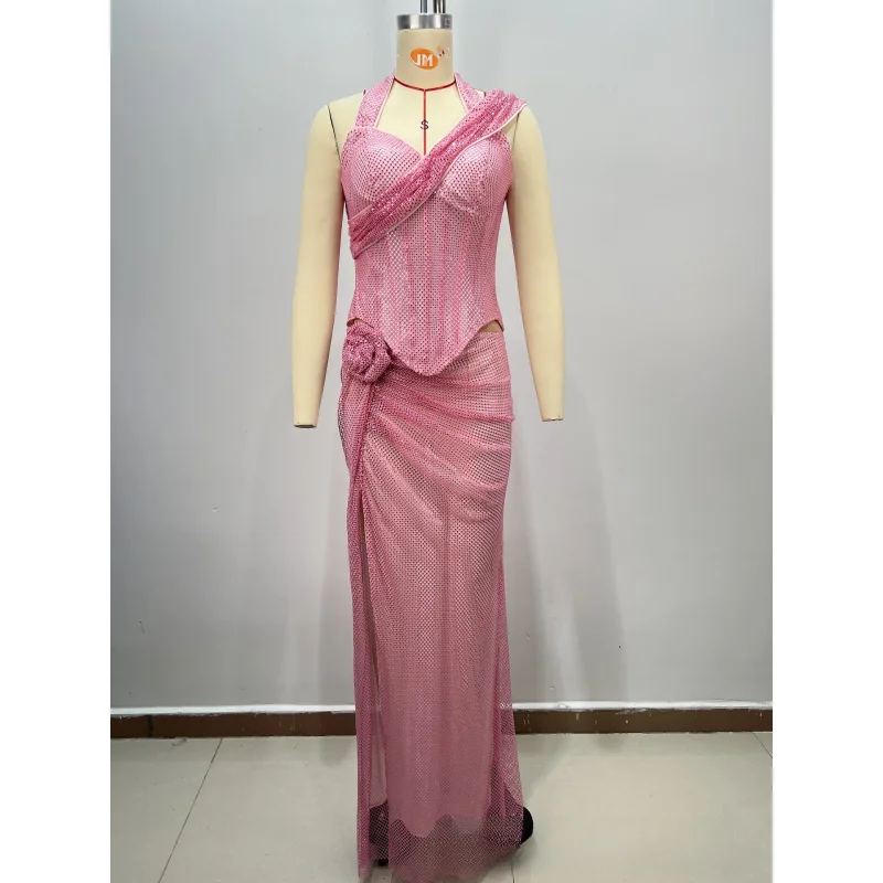 

Новинка: Женское платье: Модное розовое с пайетками, имитация двух частей, с воротником-халтер, приталенное, с драпировкой, сексуальный разрез, 3D цветочный принт