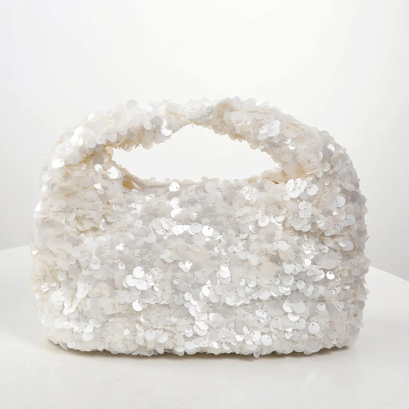 

Luxury Sequins Wedding Evening Bag Ladies Clutch Elegant White Women Handbags and Purses Party Half Moon Cloud Bags for Women