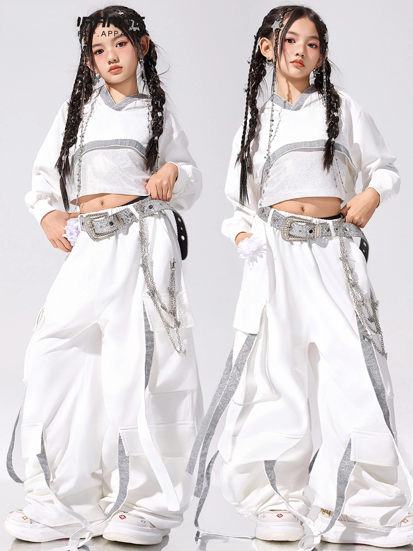 

Kids Hip Hop Dance White Suit Long Sleeves Navel Tops Baggy Cargo Pants Jazz Dance Practice Performance Costume Stage BL18244