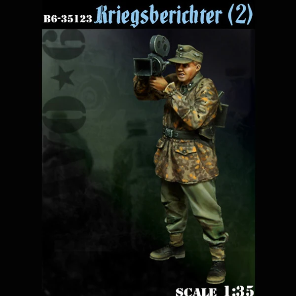 1/35 Kriegsberichter (2) Resin kit soldiers GK Military subject matter of WWII Scene combination Uncoated No colour