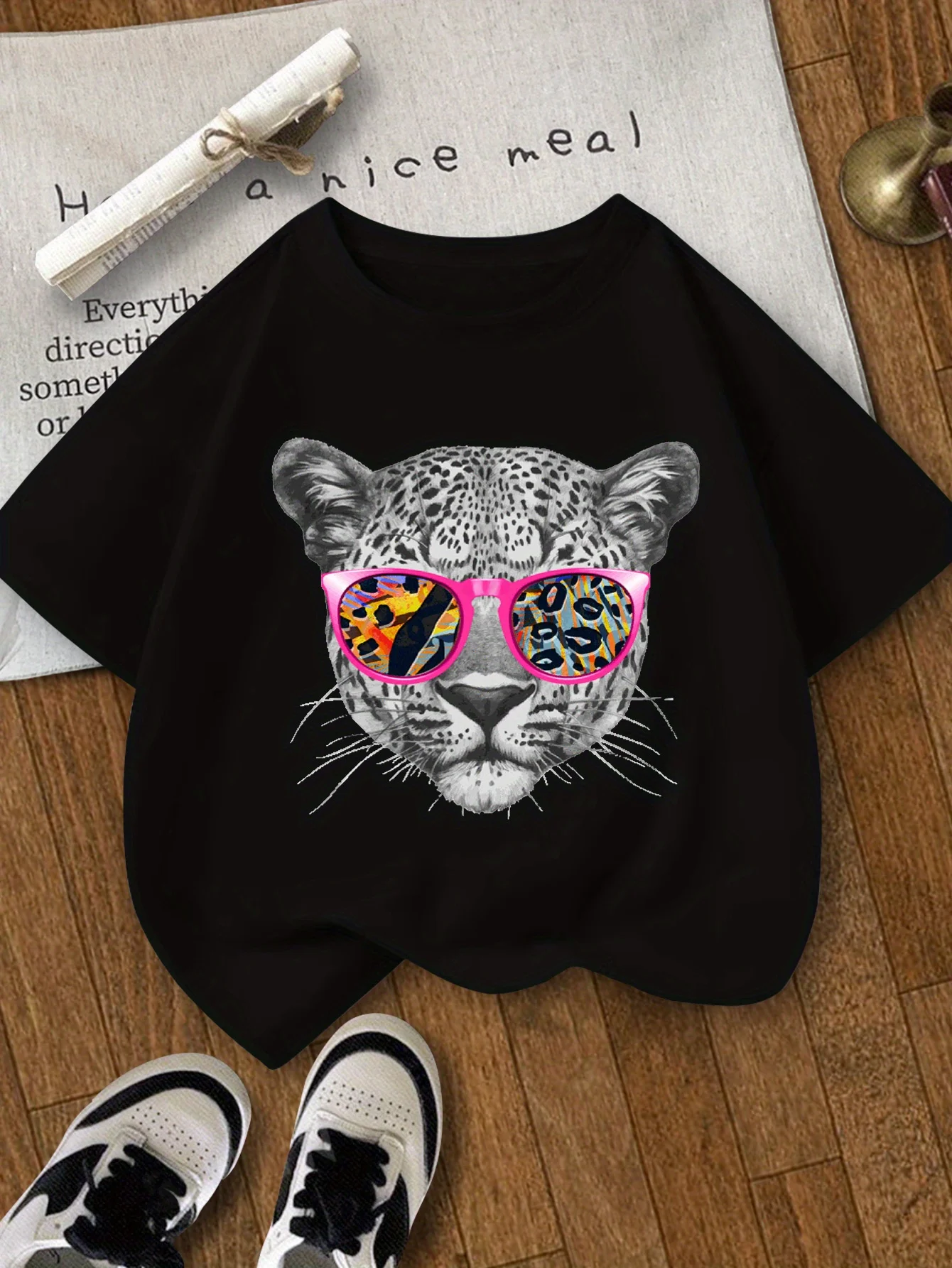 Playful Charm, Colorful Leopard Face Print Girls' T-Shirt Soft Crew Neck Short Sleeve Vibrant Summer Casual Top for Ages 7-14