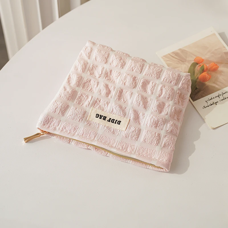 women\'s Makeup Bag Small Light Pink Large Capacity Lipstick Sanitary Napkin Storage Bag Handy Bag Commuter Coin Purse Ins Style