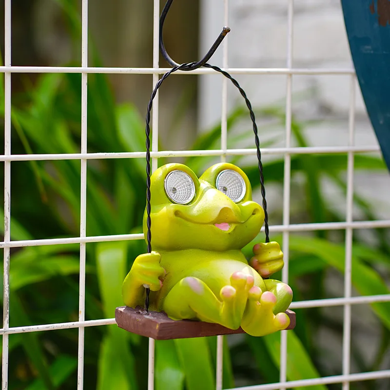 

Outdoor Frog Pendant Cute Ornament Garden Flowerpot Courtyard Fence Decoration Animal Solar Resin Handicraft