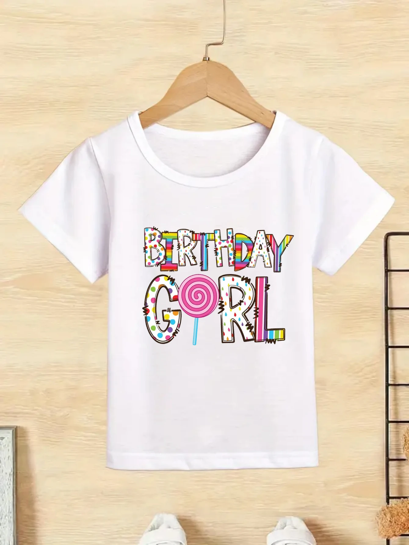 Camiseta de cumpleaños con diseño de piruleta, camiseta de cumpleaños con diseño de piruleta para hermana/hermano/primo de las niñas de cumpleaños, camiseta con temática de dulces, regalo para fiesta