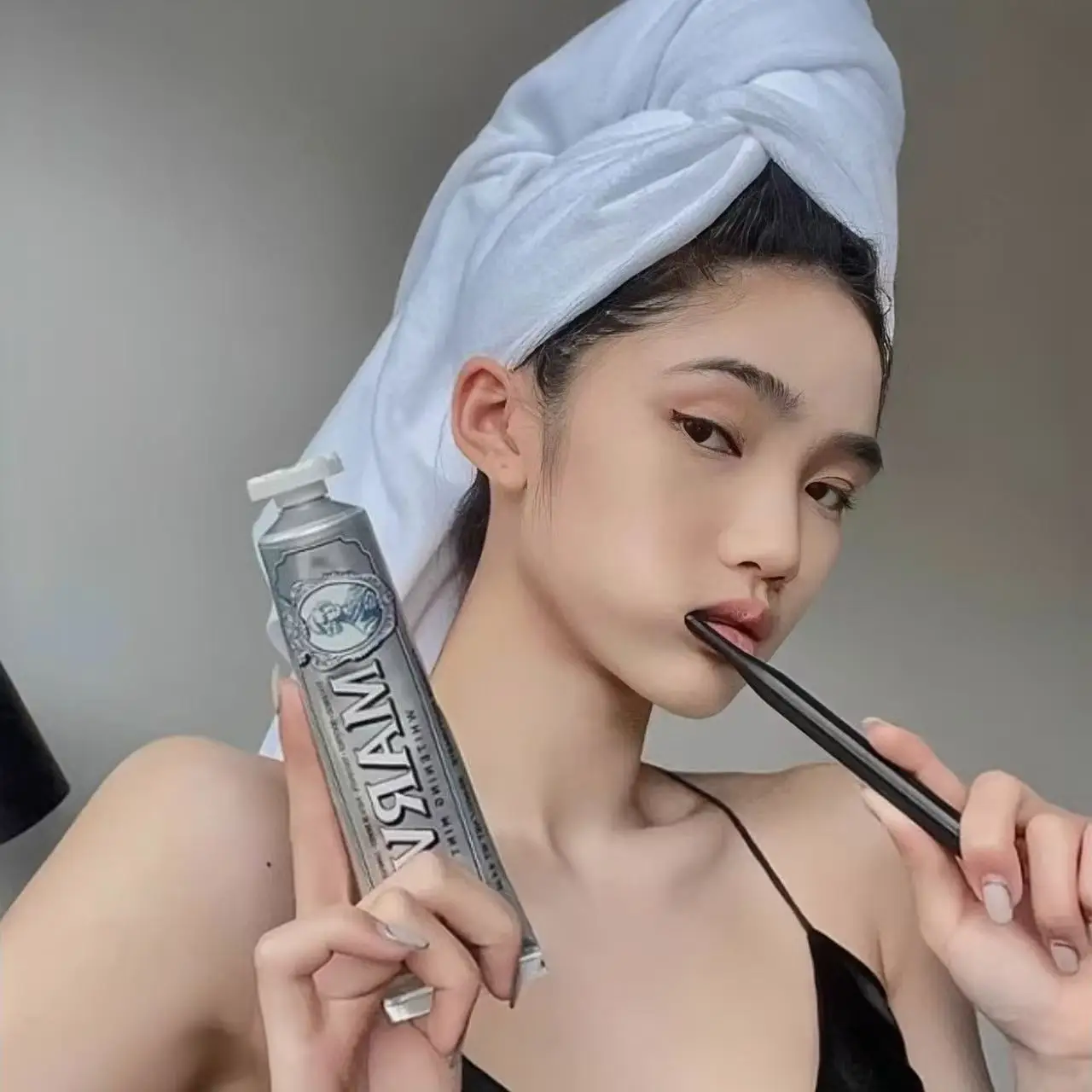 85 مللي معجون أسنان مارفيس مبيض بالنعناع نفس منعش نظيف إزالة بقع الدخان اصفرار مضاد للحساسية يمنع تسوس الأسنان #2