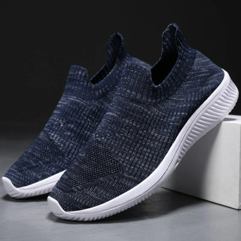 

Men's Shoes Outdoor Sneakers Breathable Slip on Running Shoes Lightweight Platform Men's Loafers Mesh Plus Size Vulcanized Shoes
