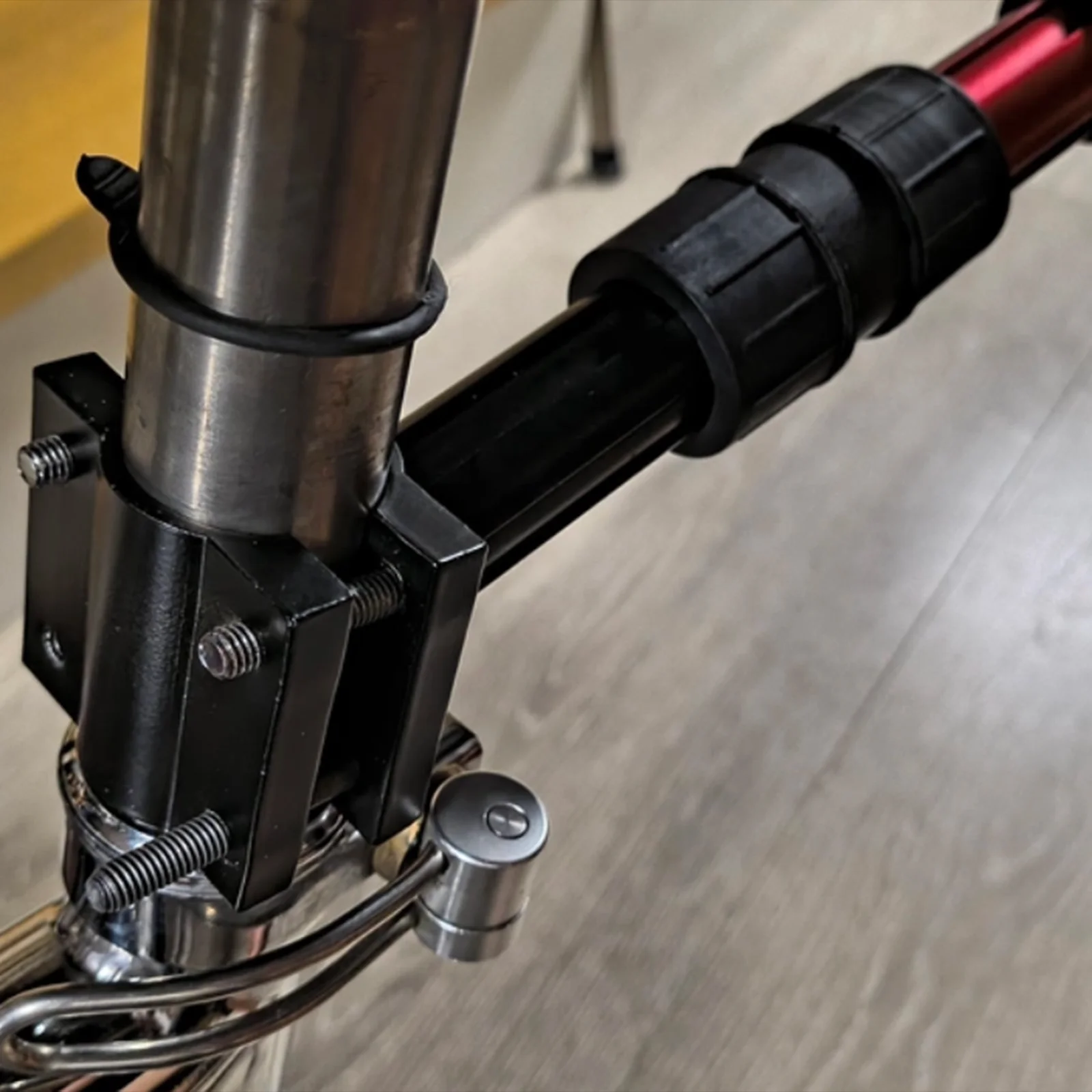 

Bicycle Trailer Hitch Part Shock Absorbing Aluminum Alloy Bike Trailer Connect Rod for Universal Outdoor Scenarios