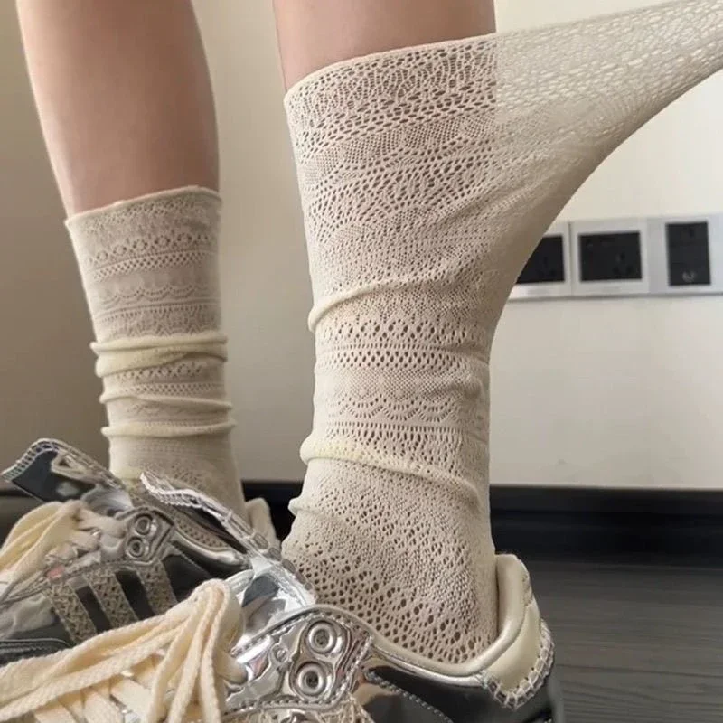1/2pairs Lolita Sweet Pile Socks for Women Girls Mesh Hollowed Out Thin Nylon Silk Retro Flower Lace Socks Ladies Crew Socks