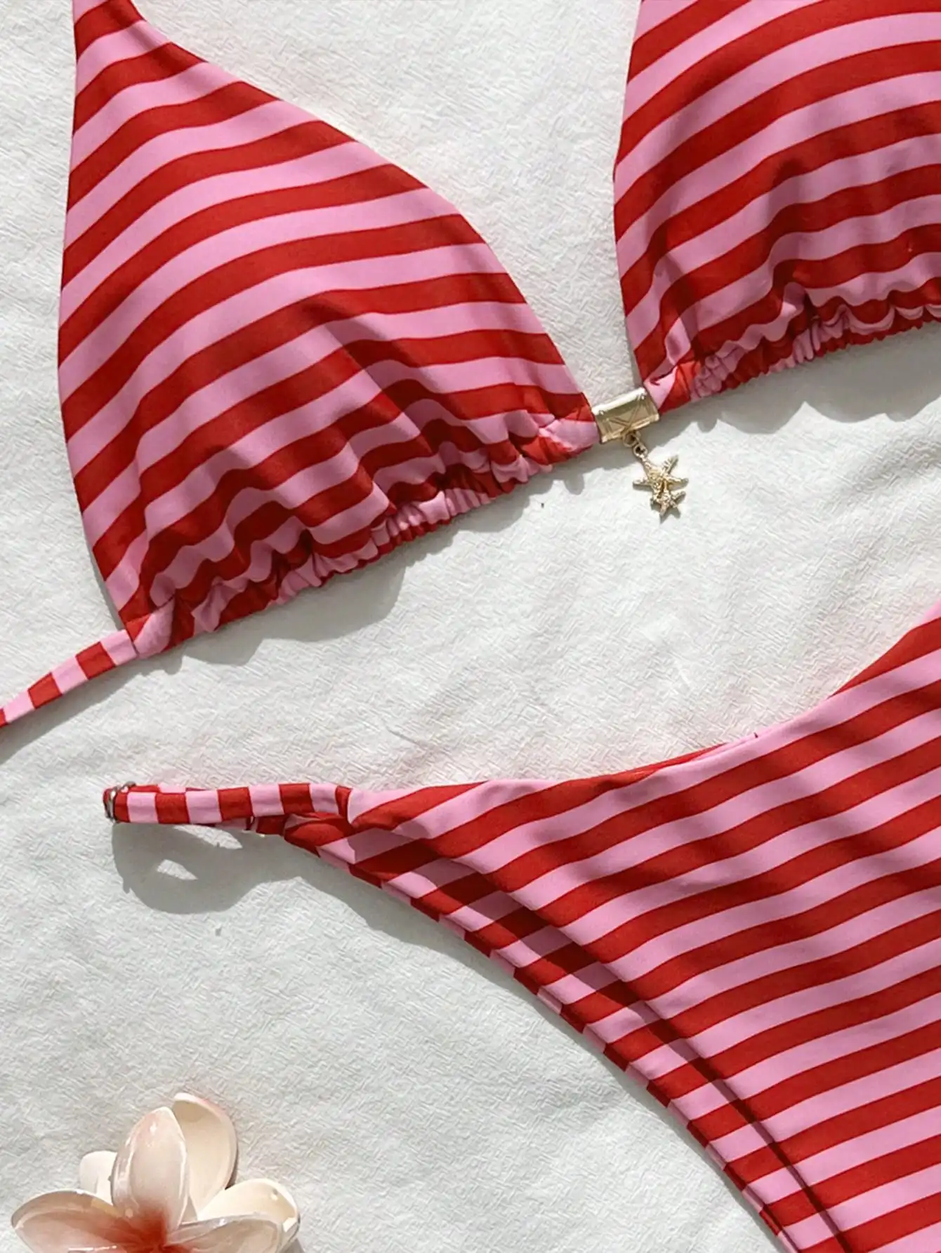 

Red And Pink Striped Two Piece Bikini Set For Women Beach Holiday Style