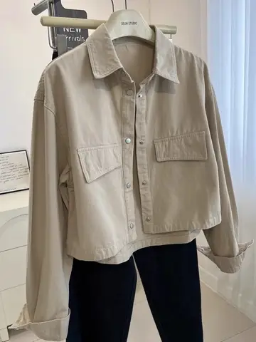 Veste de travail unisexe style BF coréen pour femme, coupe ample et courte, col chemise, polyvalente, nouvelle tendance printemps, en polyester