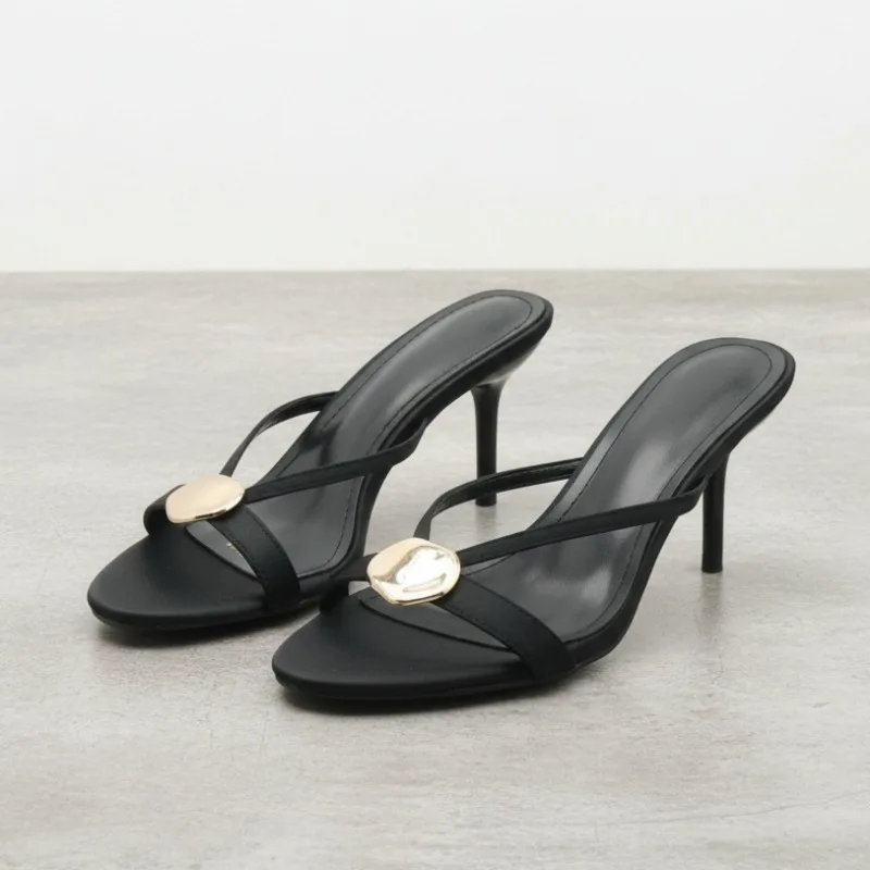 

Women‘s Open-Toe Stiletto Sandals with Sexy Cross Straps & Metal Decor Dress Shoes for Party Evening, Minimalist Fashion