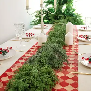 أكاليل السرو عيد الميلاد YeeNanee Royal Touch ، الأرز الاصطناعي ، الصنوبر ، كرمة للسلالم ، السور ، عباءة الطاولة ، ديكور المنزل في عيد الميلاد أعلى 8 مبيعات عقدة كروم - رقم 2