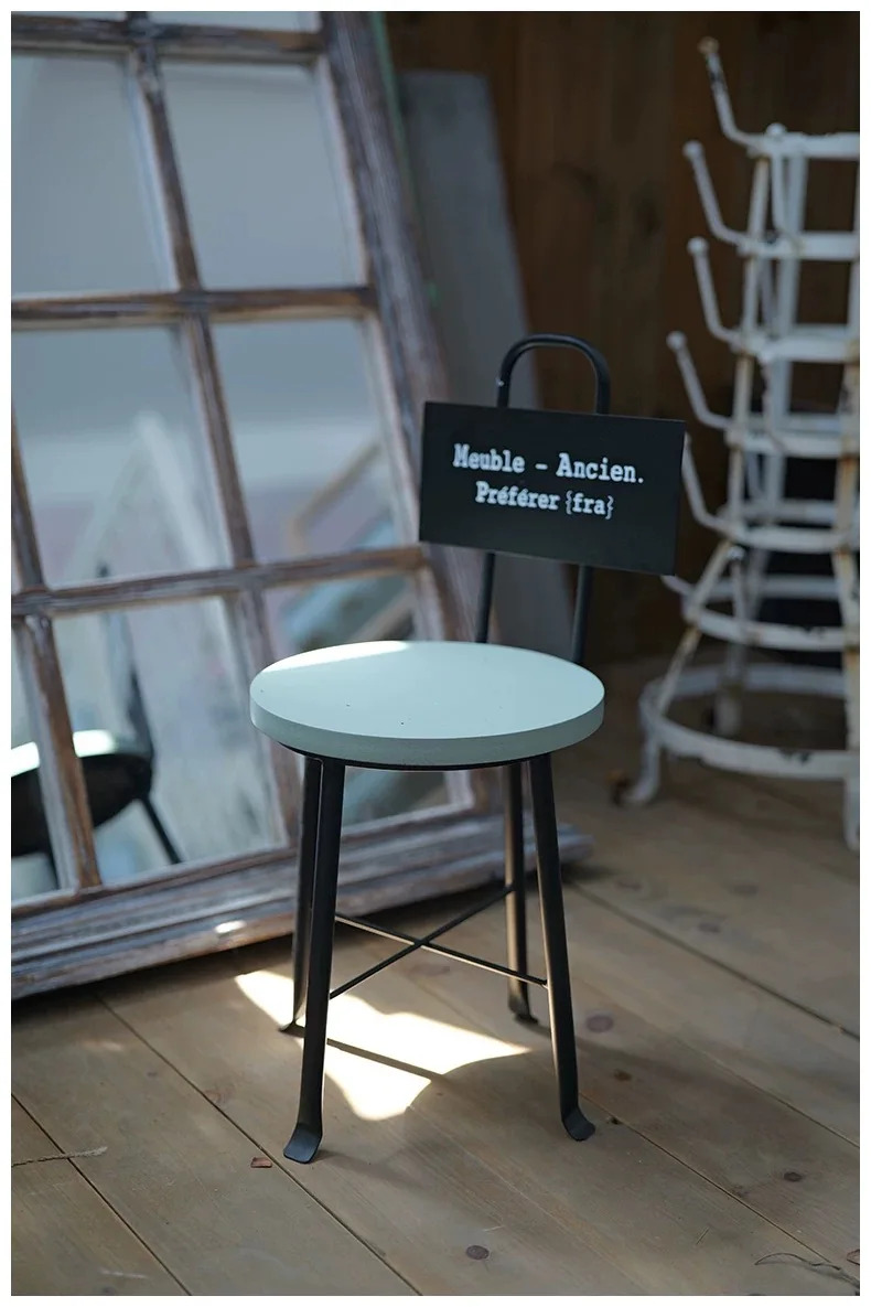 Suporte de metal redondo vintage para plantas com alça, estrutura de ferro creme e preto, 8,1 polegadas de diâmetro, 16,3 polegadas de altura total, estilo japonês.