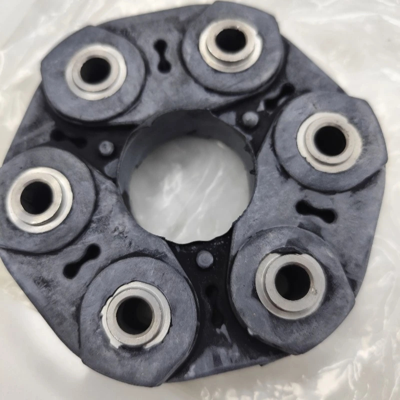 3751124010 Is Suitable for Toyota SC400 GS300 SC300 Flexible Couplings