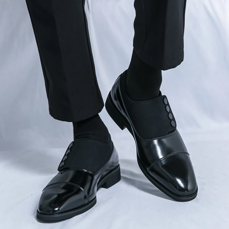 

Korean Version Pointed Men's Shoes with Three Joint Velcro High-end Feel Business Casual Formal Wear Office Oversized Shoes