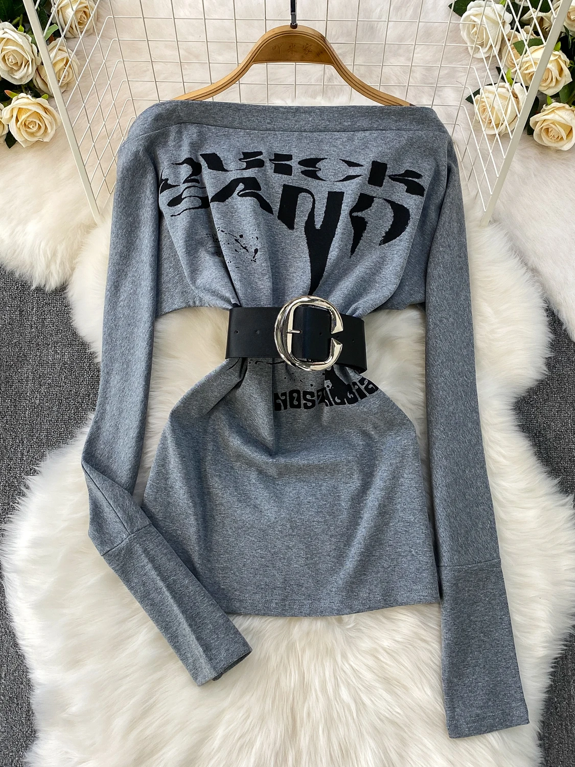 

Sexy American Girl oulder Bared T-irt Women's Autumn Winter Retro Waist Cinching Print Knitted Top High Ne Long Sve