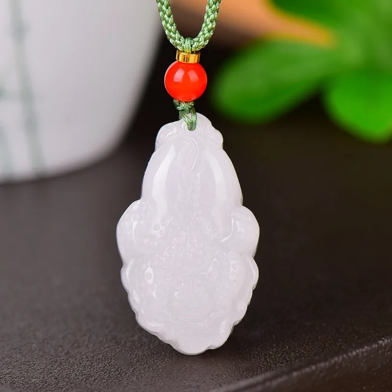 

Exquisite Gold Silk Jade Cabbage Pendant, The Same for Men and Women, Baijulai Bafanglai Sweater Chain Pendant